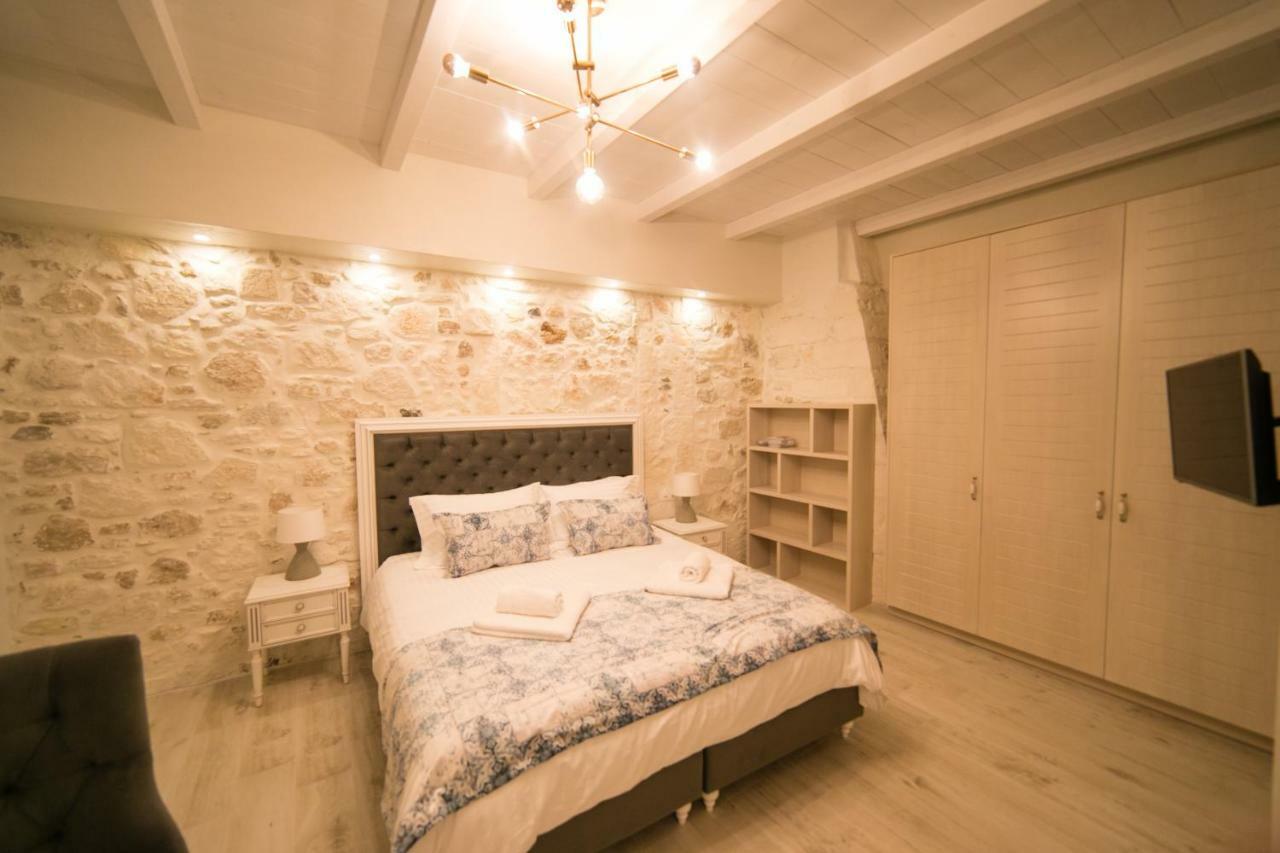 Jacuzzi Suite In The Heart Of Oldtown Rethymno  Exterior photo